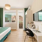 Albadea Deluxe Πανσιόν 4*