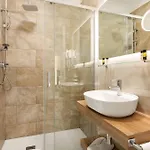 Πανσιόν Albadea Deluxe