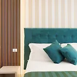 Albadea Deluxe Πανσιόν