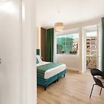 Albadea Deluxe Πανσιόν 4*